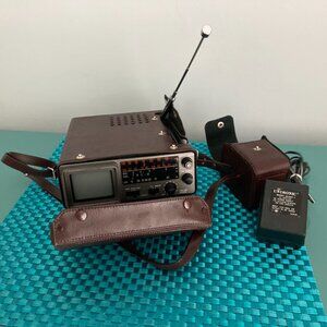 Vintage Unisonic Mini Micro TV - AM FM 2 Band Radio VHF/UHF